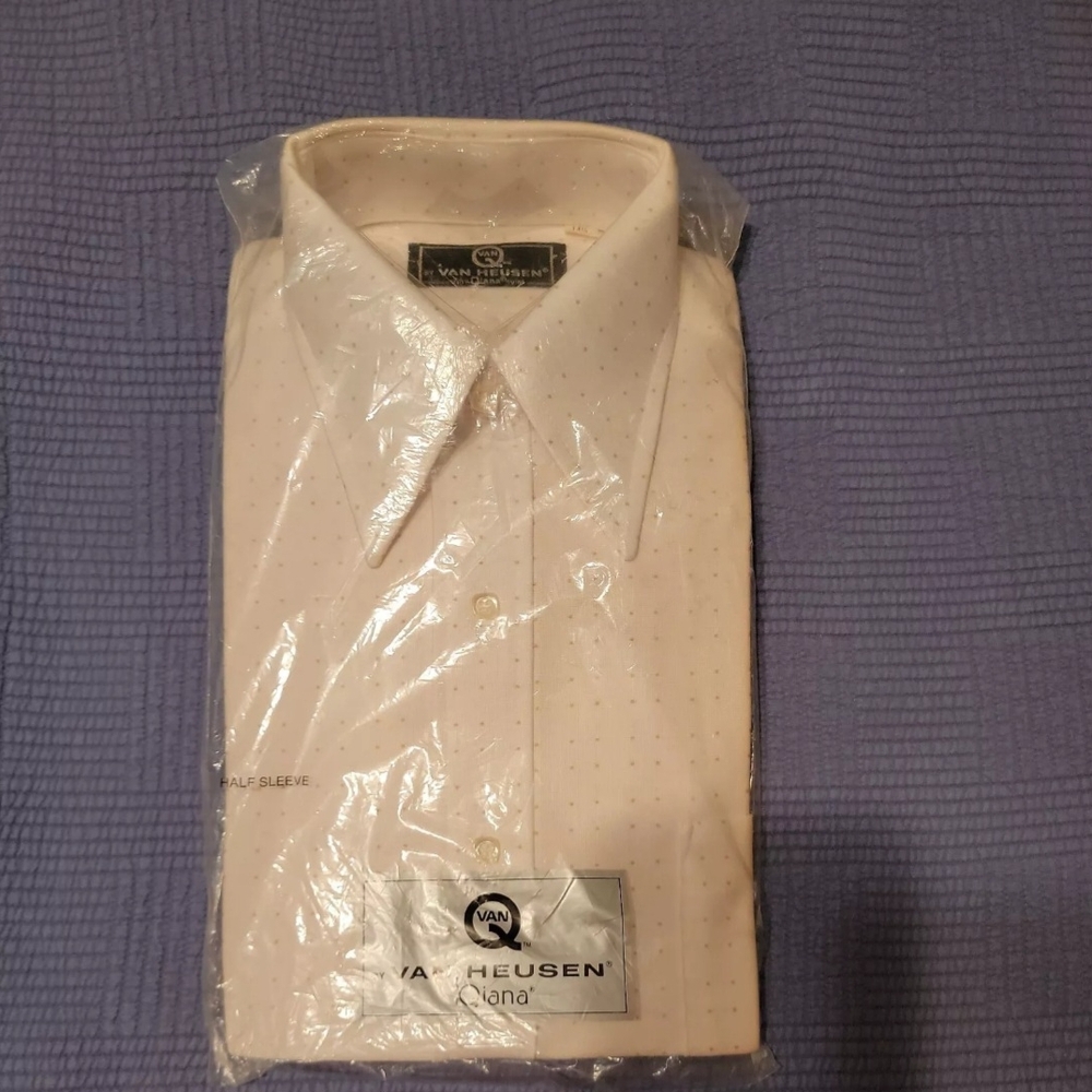 Van Heusen Men's Cream Shirt